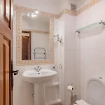 Old Village- 18b Alexander Street Appartement